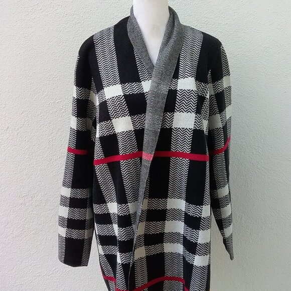 Leo & Nicole Sweater Cardigan Women's 1X Red Black Plaid Open Acrylic Preppy - Picture 4 of 8